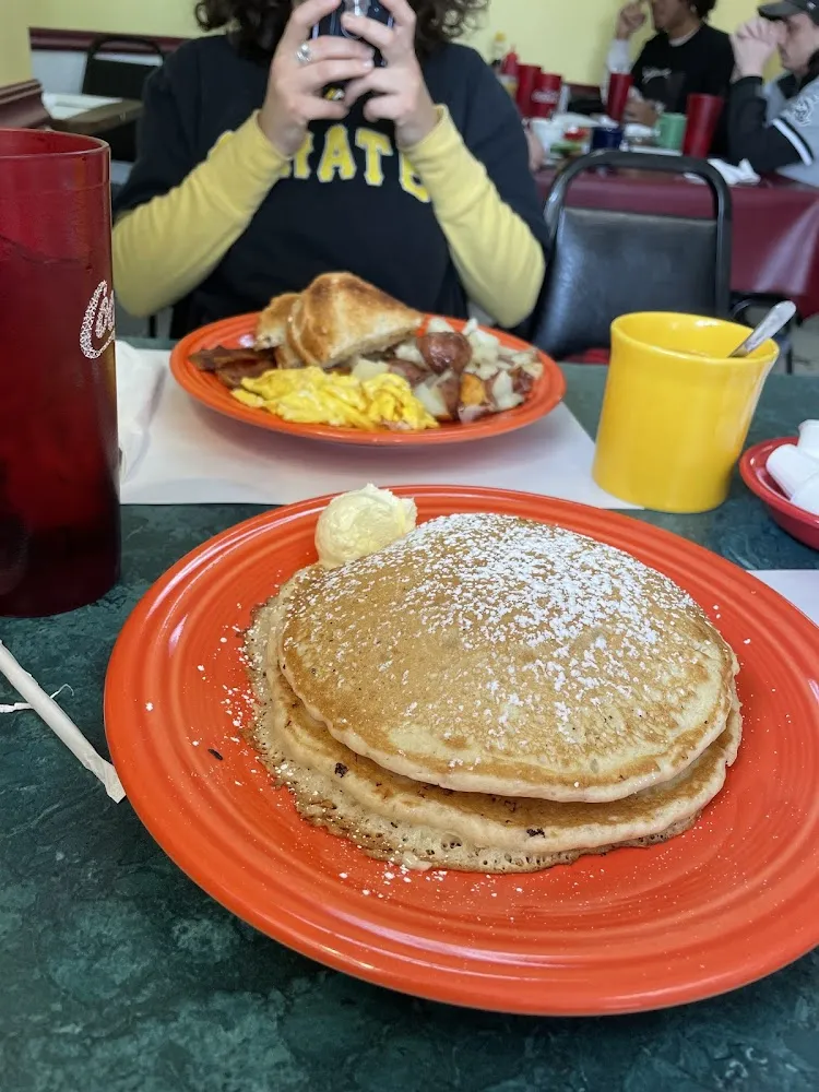 Eggs in Between